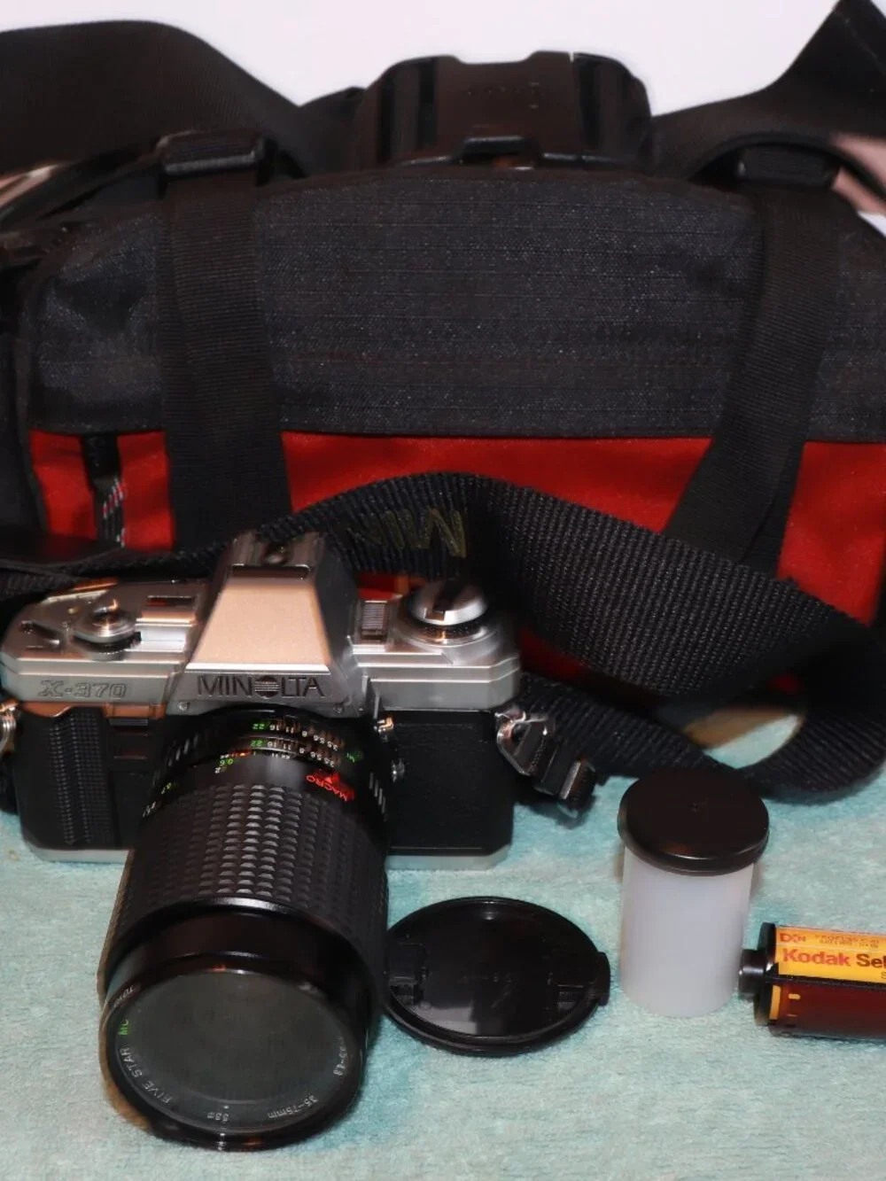 Minolta X-370 35mm Film SLR Camera W/ Lens Tested Working Bag and Film